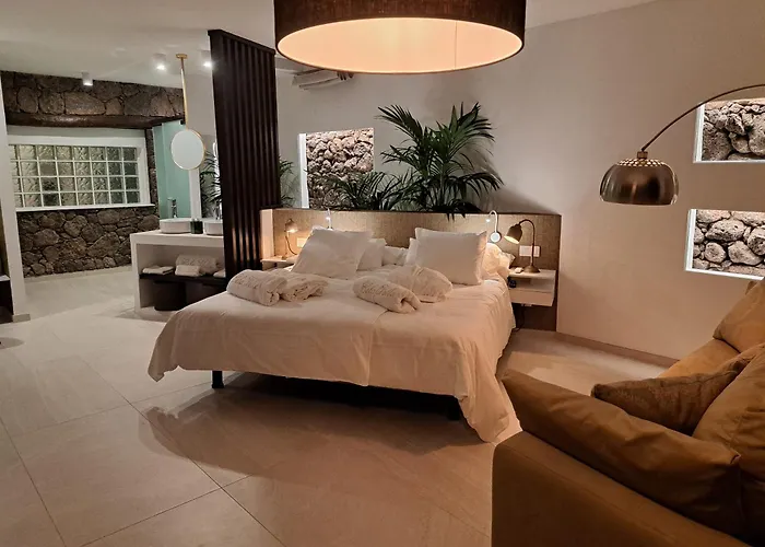Hc Luxury Celavella